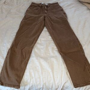 Hollister Curvy High Rise Mom Jean